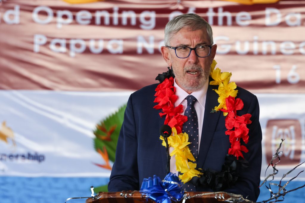 Australian High Commissioner Ewen McDonald giving his speech at the opening of the Dame Kekedo Residential Hall, PNGUoT